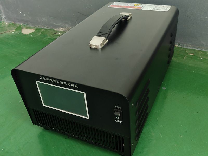 觸摸屏便攜充電機(jī)